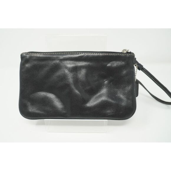 Vintage Coach Black Leather w/Front Pocket Buckle Snap Flap Pocket Wristlet - Picture 2 of 4